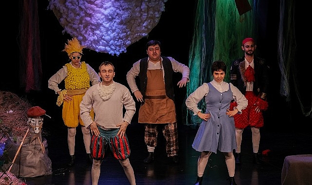 Beylikdüzü Belediyesi’nin mayıs ayı kültür-sanat programı, tiyatrodan konserlere uzanan dopdolu