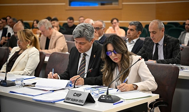 Bornova Belediyesi Meclisi’nde 2025 mali yılı kesin hesabı oy çokluğuyla