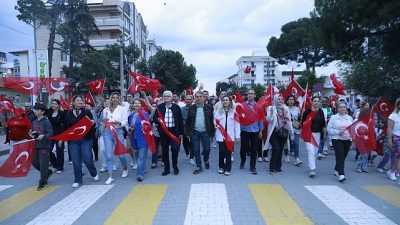 19 Mayıs Atatürk’ü Anma, Gençlik ve Spor Bayramı kapsamında Burhaniye’de,