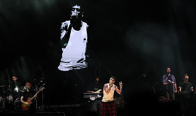 Bursa Kahve Festivali’nin İkinci Gününde Can Bonomo Rüzgarı Esti Osmangazi’de 3 gün boyunca Bursalıları kahve ve müzikle buluşturan Bursa
