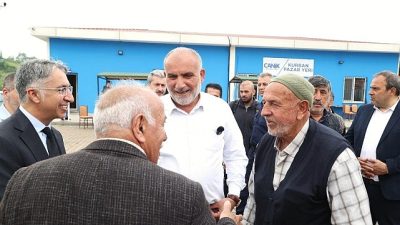 Canik Belediyesi'nin Karadeniz'de örnek gösterilerin kurban pazarı, üreticilerin ve vatandaşların
