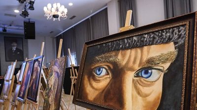 Çankaya Belediyesi’nin Çankaya Evleri’nde yıl boyunca eğitim alan kursiyerlerin sergisi
