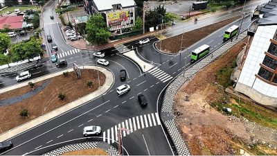 Kocaeli Büyükşehir Belediyesi, kent içi ulaşıma nefes aldıran akıllı kavşak