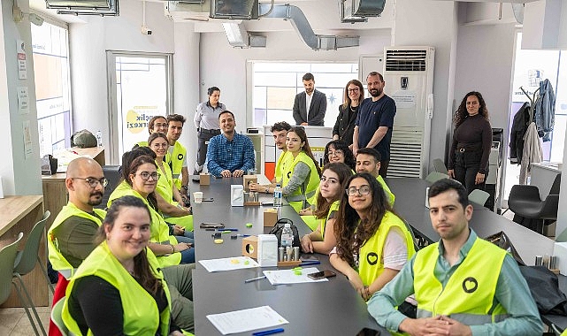 AHBAP Derneği’nin İzmir’deki çeşitli üniversitelerde eğitim gören 30 gönüllüsü, Bornova
