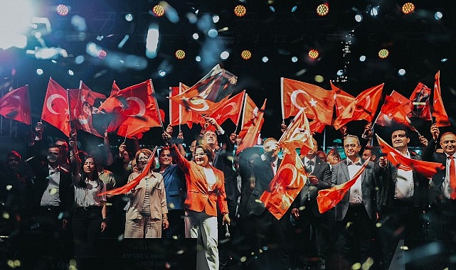 Didim’de 19 Mayıs Coşkusu Mavişehir’de Yaşandı Didim Belediyesi tarafından düzenlenen 19 Mayıs Atatürk’ü Anma, Gençlik ve