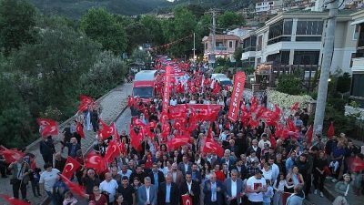 Edremit’te 19 Mayıs Atatürk’ü Anma, Gençlik ve Spor Bayramı büyük