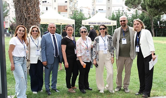 Gençliğin Görünmeyen Yarasına İzmir’den Güçlü Dokunuş: “Görünmeyeni Görmek” Çocukların ve gençlerin gelişimine rehberlik eden İzmir Eğitim Vakfı, çağımızın