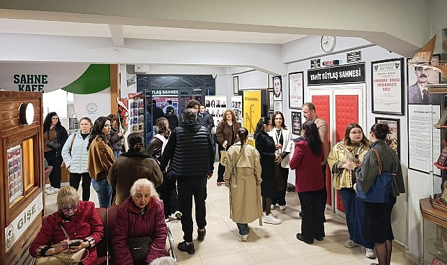 İstanbul Büyükşehir Belediyesi Şehir Tiyatroları’nın sezon boyu büyük ilgi gören