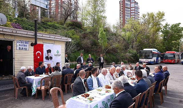 Çankaya Belediye Başkanı Hüseyin Can Güner, halk otobüsü esnafıyla kahvaltı