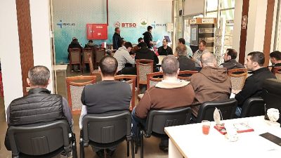 Osmangazi Belediyesi her hafta düzenli olarak gerçekleştirdiği istihdam buluşmalarıyla iş