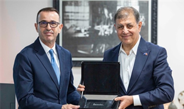 Kosova Gençlik ve Spor Bakanı Blerim Gashani ve beraberindeki heyet,