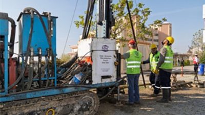 İzmir Büyükşehir Belediyesi, afetlere dirençli kent hedefi kapsamında Konak ve
