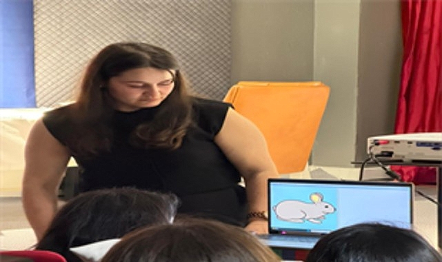 İzmir’de iletişimde engelleri kaldıracak sistem: ADİS İzmir Büyükşehir Belediye Başkanı Dr. Cemil Tugay, konuşma ve dil