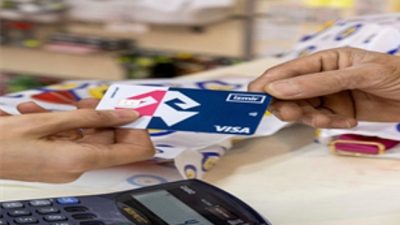 Ekonomik kriz derinleşirken İzmir Büyükşehir Belediyesi kesenin ağzını açtı. Emekliden