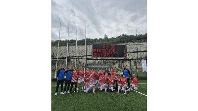 Okul Sporları kapsamında düzenlenen Yıldız Kızlar Futbol Türkiye Finalleri, İzmir