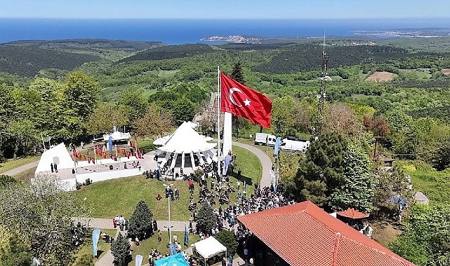 Kandıra Baba Tepesi’nde, Osmanlı Devleti’nin kuruluş döneminin önemli komutanlarından Akçakoca