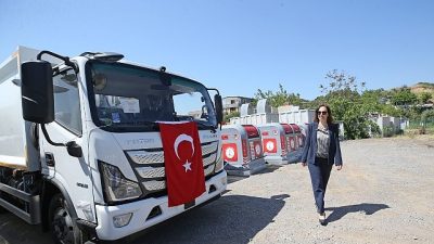 Karşıyaka Belediyesi, temizlik hizmetlerini daha hızlı ve verimli hale getirmek