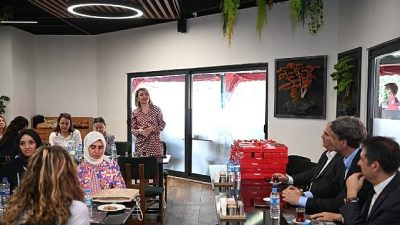 Kartepe Belediyesi ve İlçe Milli Eğitim Müdürlüğü iş birliğiyle, Anneler