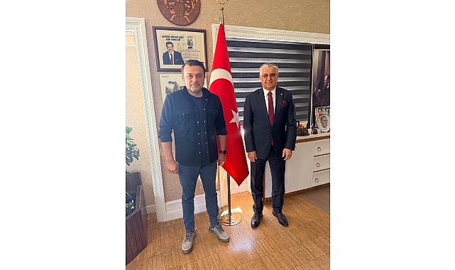 Kemer Belediyesi’nde Basın Danışmanı olarak görev yapan Gazeteci Saffet Yenigün