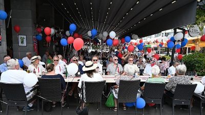 Norveç'in Milli Bayramı olan “Anayasa Günü”, Kemer'de yaşayan ve tatil