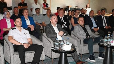 Kemer Belediye Başkan Yardımcısı Semih Top, Kemer Kaymakamı Ahmet Solmaz