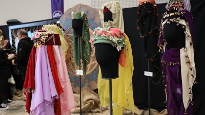 Kocaeli Büyükşehir Belediyesi Meslek ve Sanat Eğitim Kursları (KO-MEK), “Biz