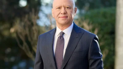 Koç Holding’in Kombine Yatırımları Son 5 Yılda 16,5 Milyar Dolara Ulaştı Koç Holding 2026 yılının ilk çeyreğinde konsolide bazda toplam 16,6