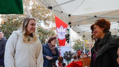 Konak Belediyesi’nin kadın emeğini görünür kılan kermesleri bu kez Anneler