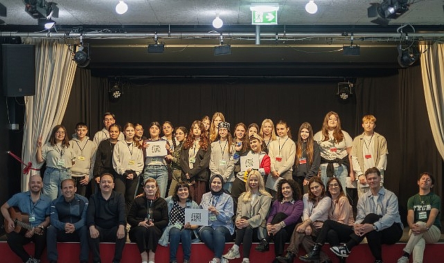 Konya Büyükşehir, “Zero Food Waste Volunteers With Art Projesi” ile Gıda İsrafına Dikkat Çekti Konya Büyükşehir Belediyesi koordinatörlüğünde yürütülen “Zero Food Waste Volunteers With