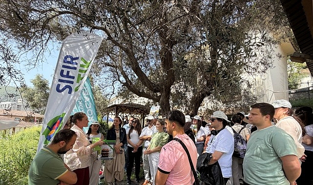 KOÜ öğrencilerine uygulamalı sıfır atık eğitimi Kocaeli Büyükşehir Belediyesi, Kocaeli Üniversitesi’nde öğrenim gören öğrencilere yönelik düzenlenen