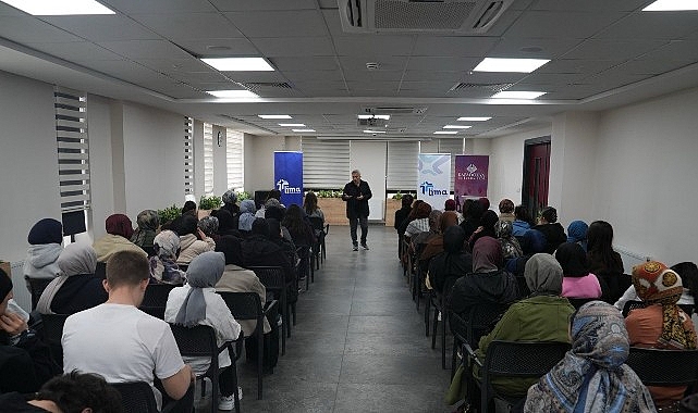 LİMA’dan Gençlerin Geleceğine Katkı Sunan Etkinlikler Konya Büyükşehir Belediyesi bünyesinde faaliyet gösteren Lise Medeniyet Akademileri, öğrencilerin
