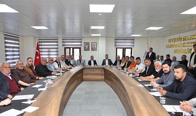 Mahalle Muhtarlarımızla İstişare Toplantısı Nevşehir Belediye Başkanımız Rasim Arı, Nevşehir Muhtarlar Derneği Başkanı Hüseyin