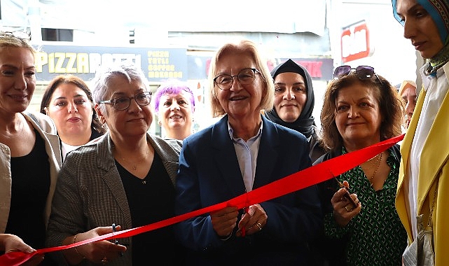 Maltepe’de kadın emeği sergileri devam ediyor Maltepe Belediyesi’nin kadın emeğini görünür kılmak amacıyla düzenlediği “Kadın Emeği