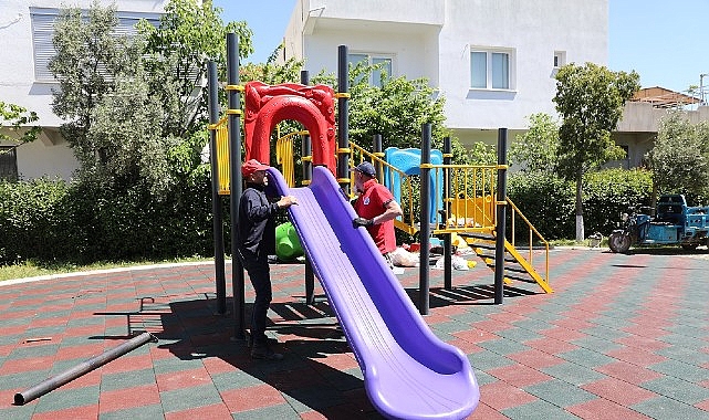 Menderes Belediyesi, Şehit Mustafa Mutlu Parkı’nı yenileyerek 2 yılda yenilenen