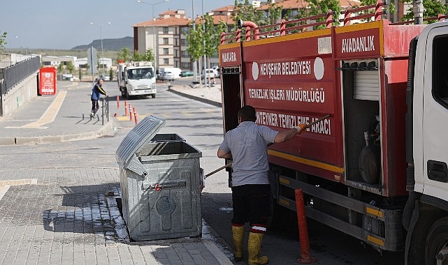 Nevşehir’in Bütün Mahallelerinde Temizlik Seferberliği Başladı Nevşehir Belediyesi bütün mahalleleri kapsayacak şekilde genel temizlik çalışması başlattı.