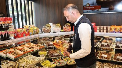 Nilüfer Belediyesi, Kurban Bayramı öncesinde vatandaşların sağlıklı ve güvenli gıdaya