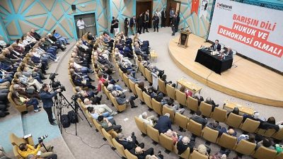 Nilüfer Belediyesi tarafından düzenlenen “Müşterek Mekan Buluşmaları” etkinliğine, “Barışın Dili