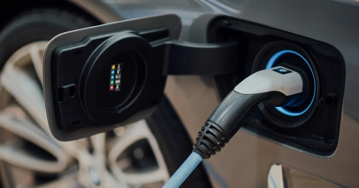 Allianz Trade Ortadoğu krizinin elektrikli araçlar üzerindeki etkisini değerlendiren bir