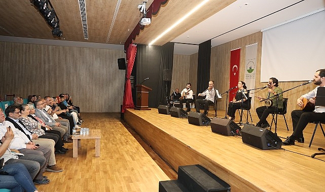 Bursa’nın fethinin 700. yılı etkinlikleri kapsamında Osmangazi Belediyesi’nin düzenlediği “Anadolu