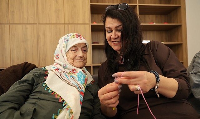 Osmangazi Meslek Edindirme Kursları (OSMEK) Elmasbahçeler Kurs Merkezi kursiyerleri, Osmangazi