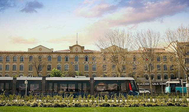 Kadir Has Üniversitesi bünyesinde faaliyet gösteren Rezan Has Müzesi, “Geçmişin