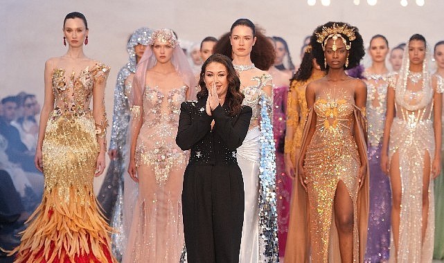 Runway Fashion İzmir’e “Shining Dreams” defilesiyle JM Bride’s damga vurdu İzmir ve Türkiye’nin önde gelen moda markalarından JM Bride’s, merakla