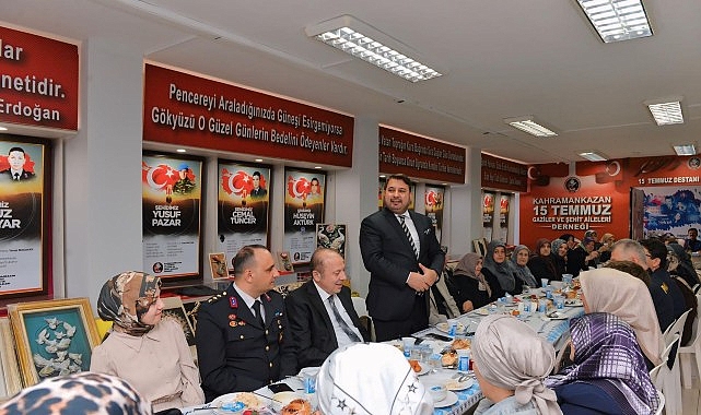 Şehit Emanetleri Anneler Günü’nde Unutulmadı Kahramankazan Belediye Başkanı Selim Çırpanoğlu, Anneler Günü dolayısıyla Kahramankazan 15