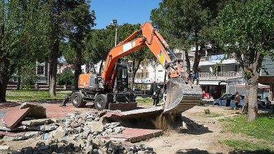 Gaziemir Belediyesi, park ve yeşil alanlarda yürüttüğü çalışmalar kapsamında Şehit