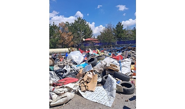 Sivas Belediyesi Zabıta Müdürlüğü, şehir genelinde yaya güvenliğini tehlikeye atan