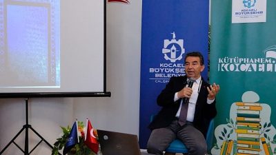 Kocaeli Büyükşehir Belediyesi’nin düzenlediği “Milli İrade Sohbetleri: Buyur Buradan Dinle