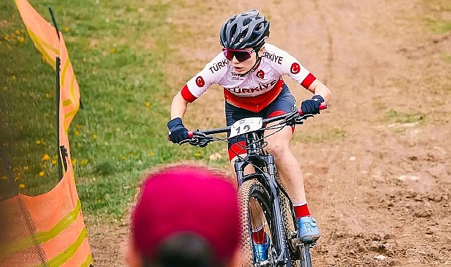 Yol, dağ, pist, gran fondo, downhill, enduro ve parabisiklet disiplinlerinde