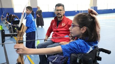 Bağcılar Belediyesi, Türkiye’de ilk olma özelliği taşıyan Engelli Çocuk Okçuluk