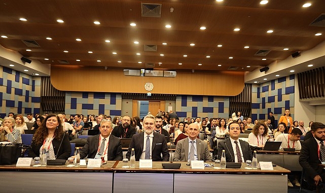TURQUALITY Uzmanları İhracata Omuz Verecek Türk ihracatçı firmalarının markalaşma süreçlerini güçlendirmek, katma değerli ihracatı artırmak