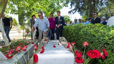 İzmir Büyükşehir Belediye Başkanı Dr. Cemil Tugay, İzmir'in efsane başkanlarından 